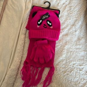 Beanie scarf and mitten set. Brand new girls.